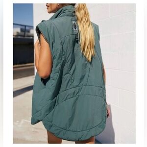 FREE PEOPLE Slalom Reversible Fleece Vest - Midnight Jade $168 NEW Size XS